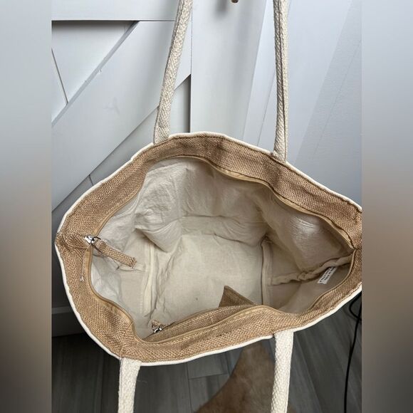 Disney Cruise Line Castaway Club Beach Bag - Picture 7 of 7